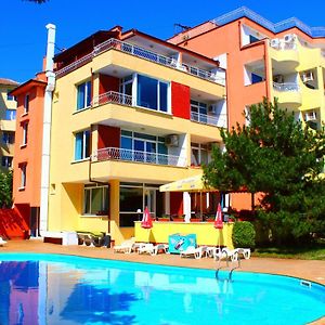 Hotel Consul